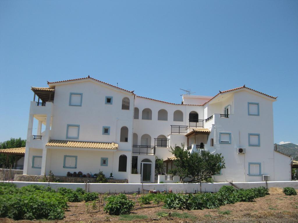 Maravelias House Archangelos (Laconia) Exterior foto